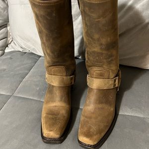 Excellent used Frye Boots